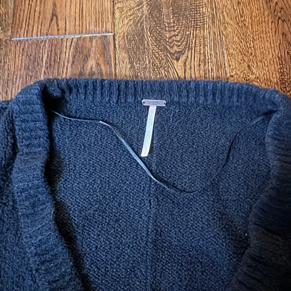 FREE PEOPLE Black Women's Sweater Size Large